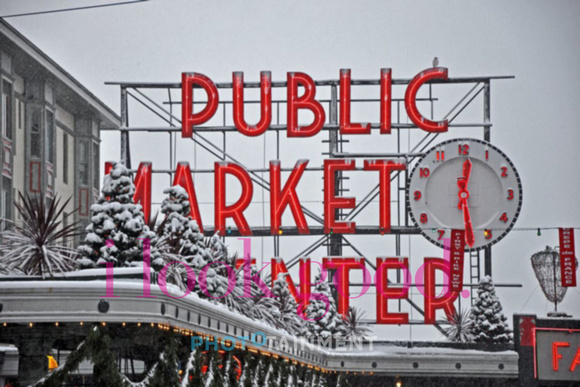 Pike_Market_Snow